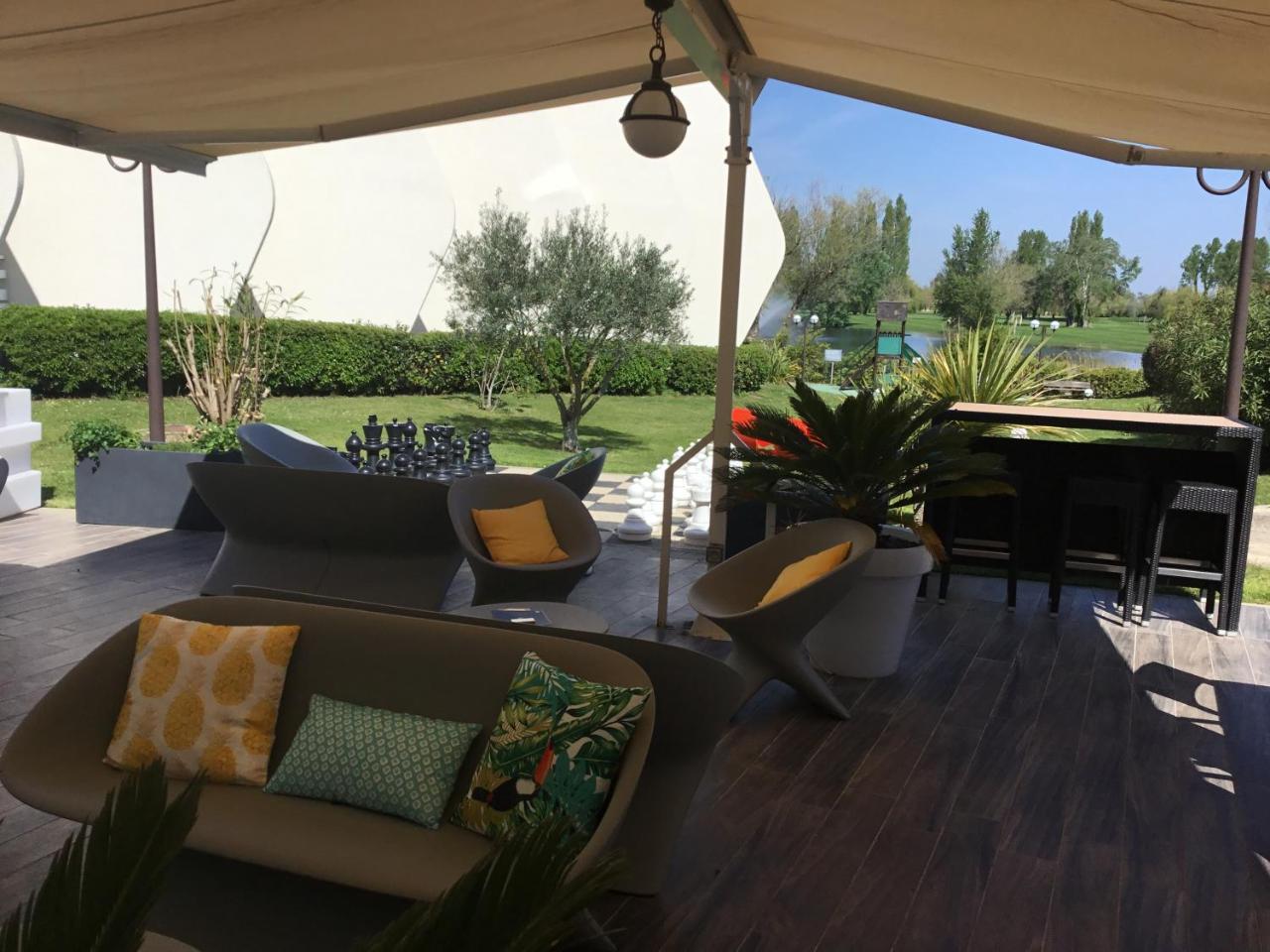 Novotel Motte Golf 4*